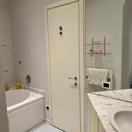 Comfortable And Convenient In Downtown Milano